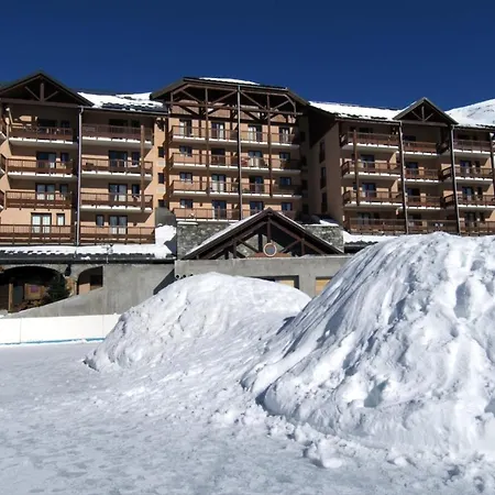 2-3pm6 Ours Blanc Appartement Valmeinier